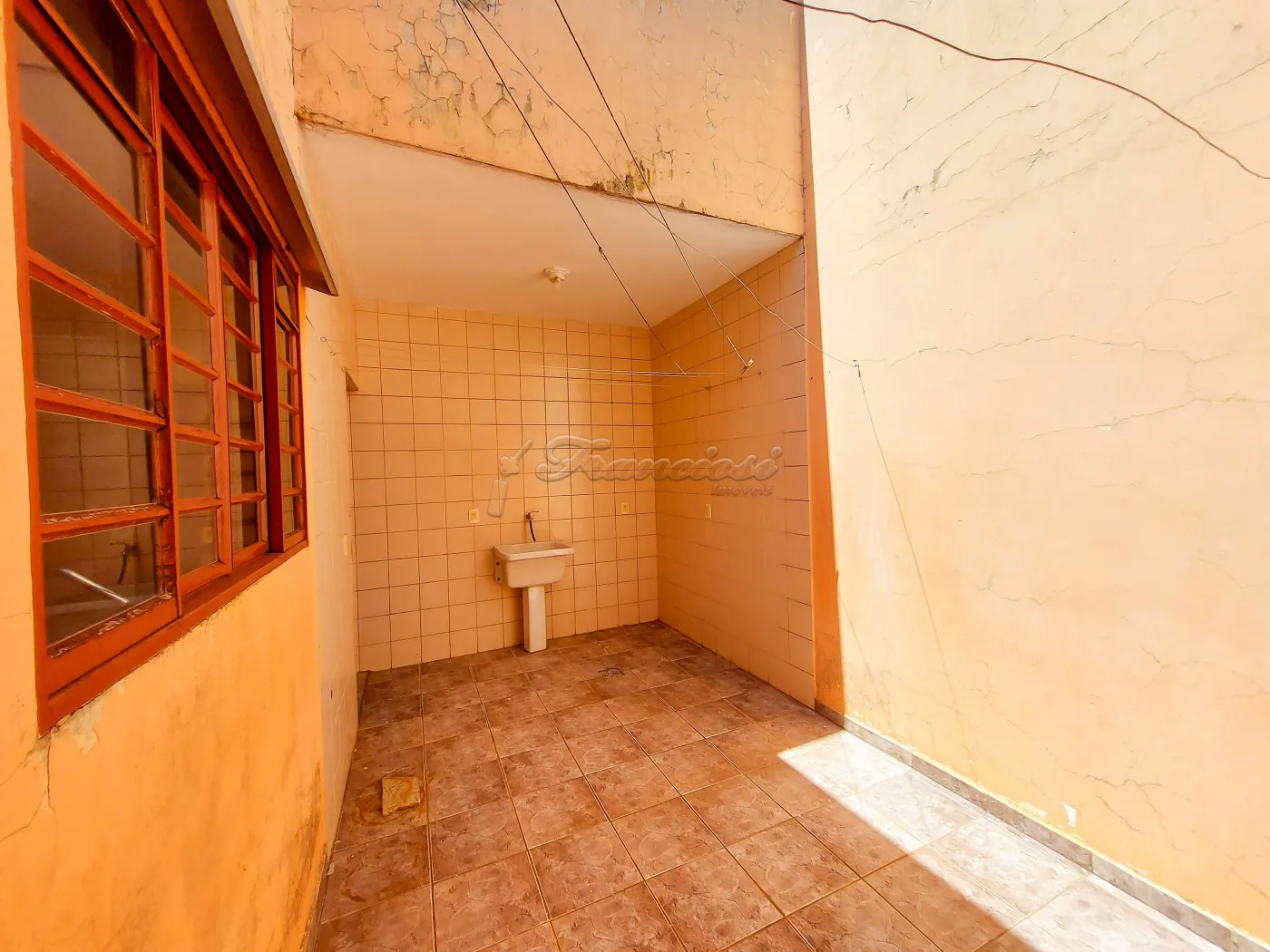 Alugar Casa / Padrão em Itapetininga R$ 1.150,00 - Foto 11