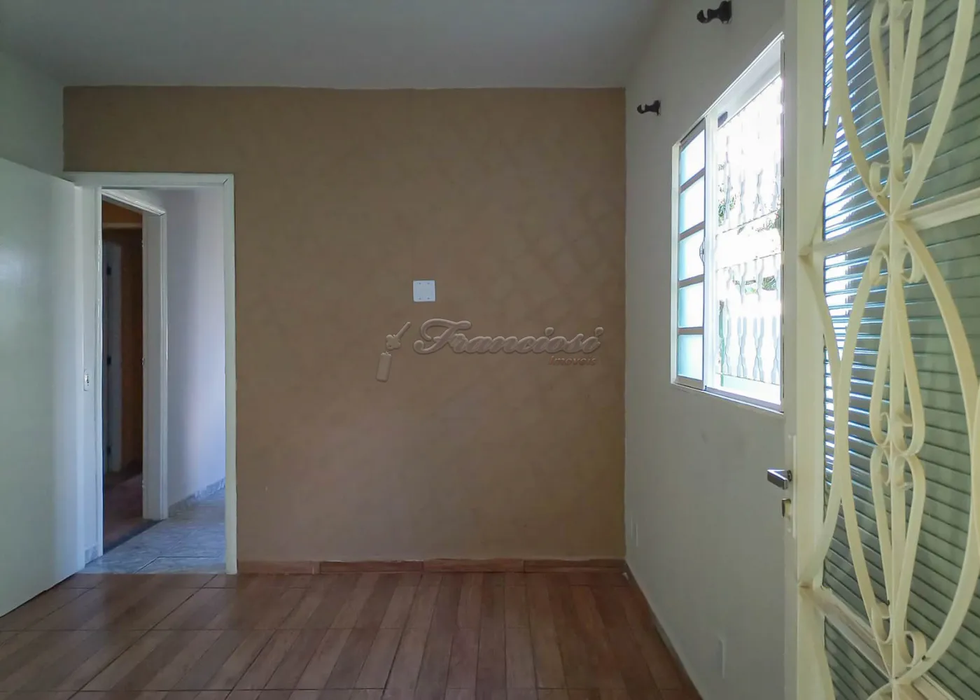 Alugar Casa / Padrão em Itapetininga R$ 850,00 - Foto 4