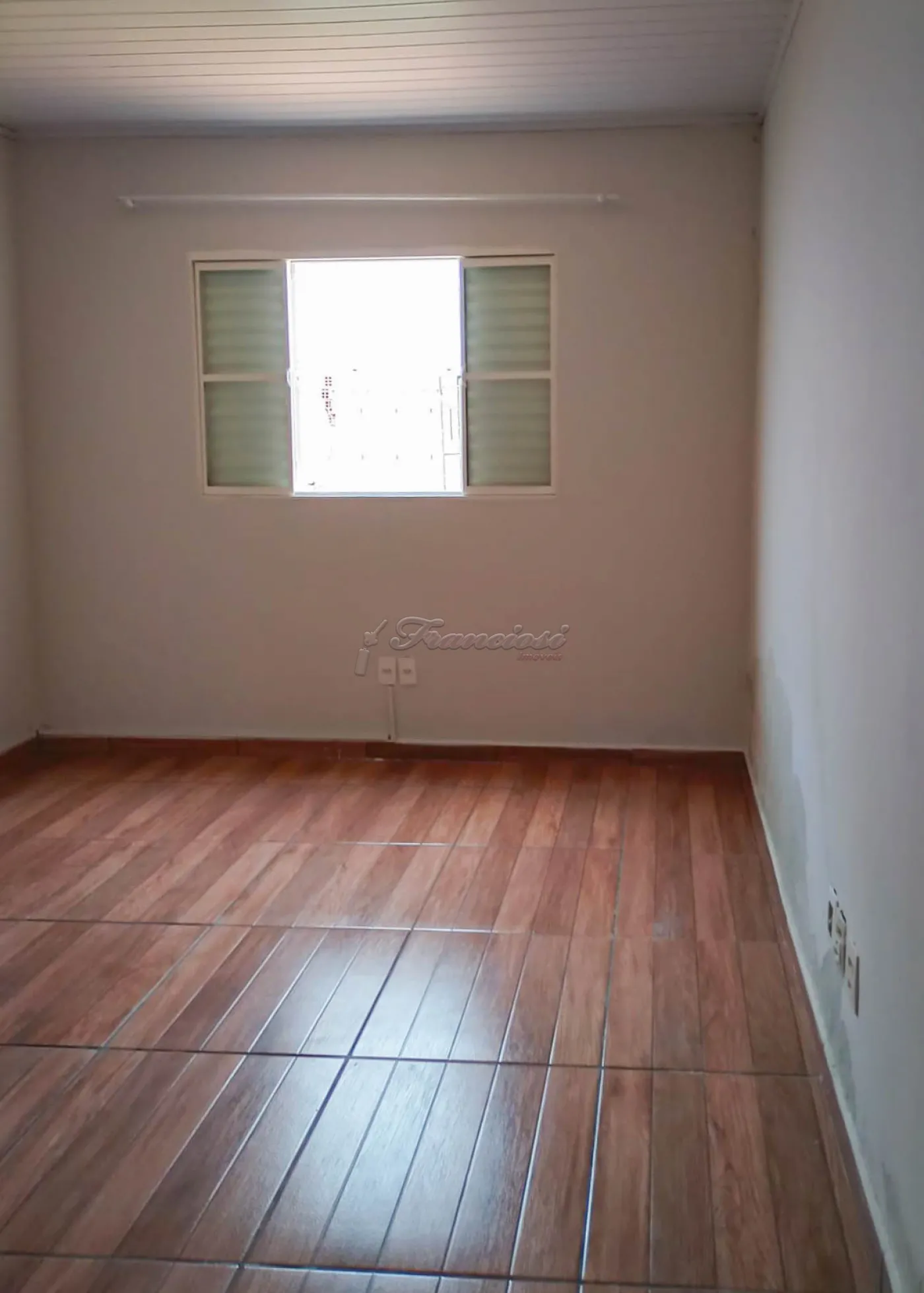 Alugar Casa / Padrão em Itapetininga R$ 850,00 - Foto 14