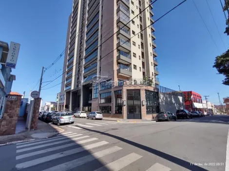 Apartamentos com 3 suítes com armários planejados, sala de estar, sala de jantar, cozinha com armário planejado, despensa, 1 banheiro social, terraço gourmet com churrasqueira, área de serviço, dependência para empregada, depósito individual no hall de serviço e vaga para 2 carros.
Com armários planejados na cozinha, dormitórios, banheiros e área gourmet.

Modernidade e conforto com exclusivos apartamento de Alto padrão!
O condomínio oferece: Segurança permanente 24 horas por dia, piscinas, sauna, sala de reuniões, hall de entrada, sala de jogos, academia, espaço de festas, varanda com lista vista para praça e Igreja Cathedral.